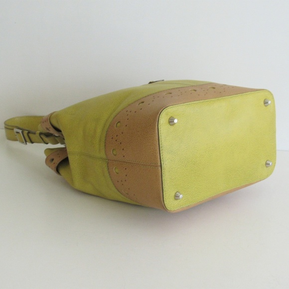 Mario Hernandez Exclusive Design Shoulder Bag - Picture 5 of 8